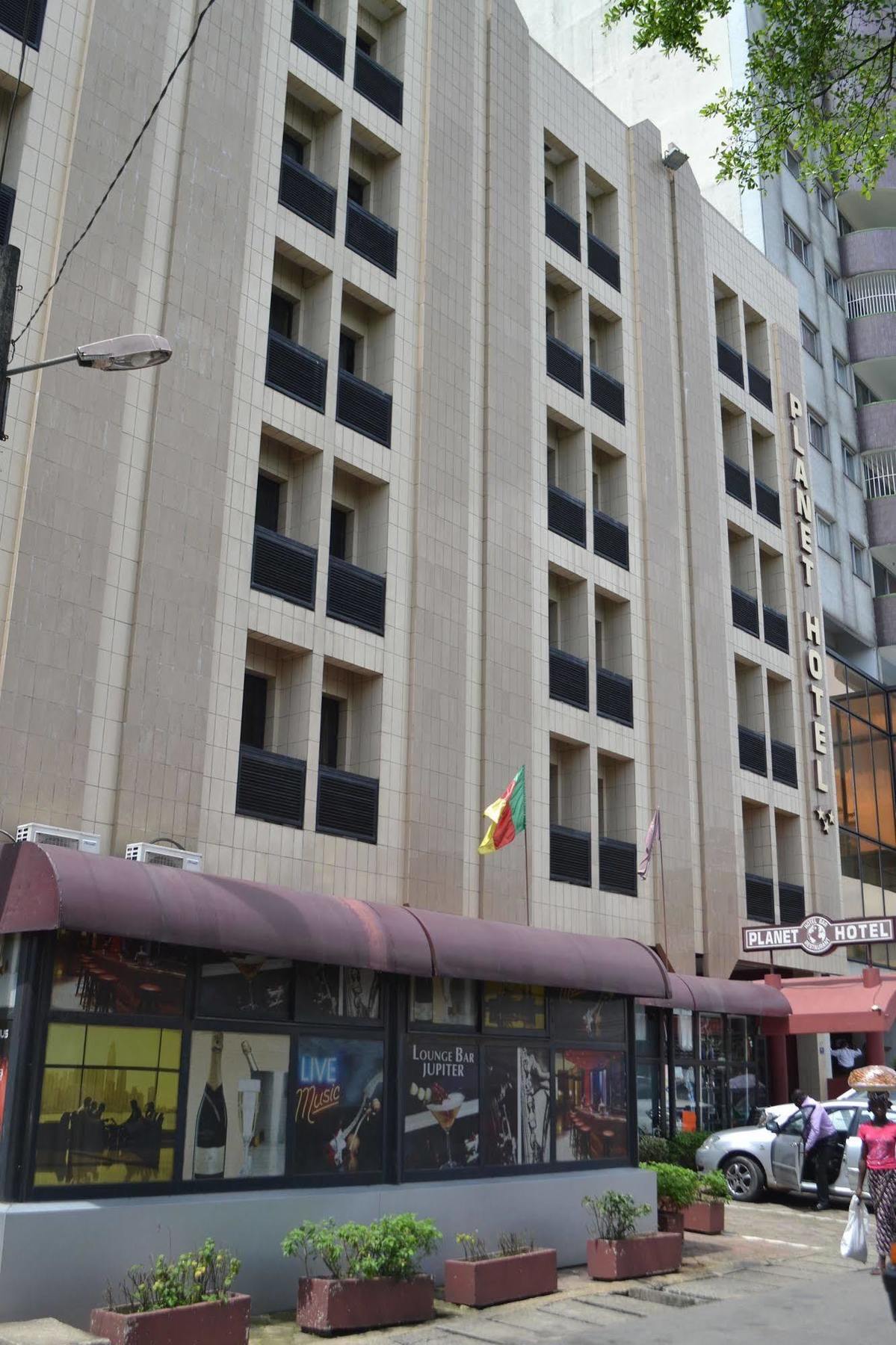 Planet Hotel Douala Exterior photo