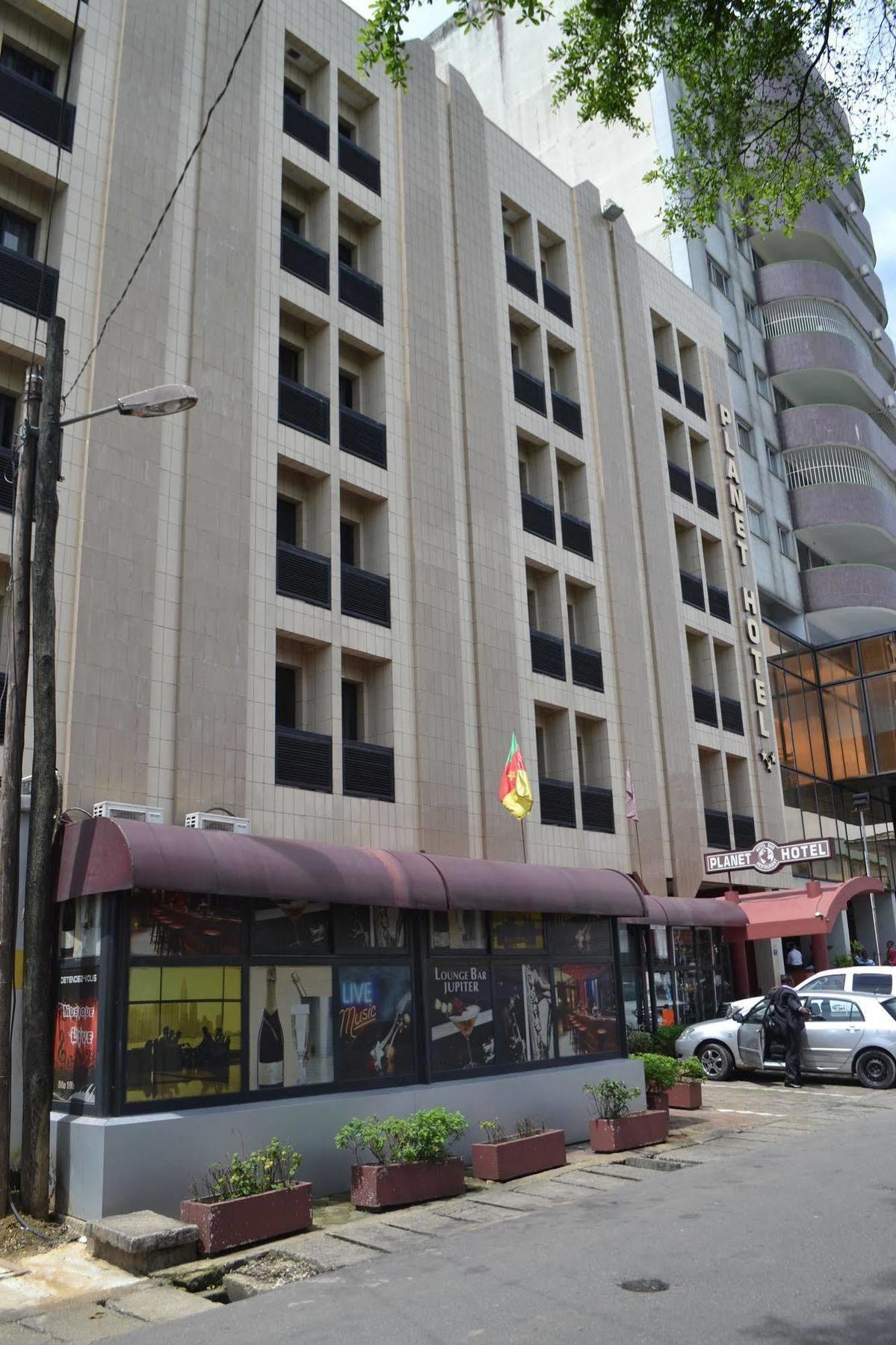 Planet Hotel Douala Exterior photo